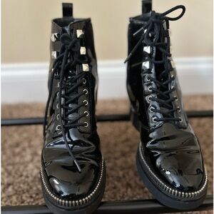 Michael KORS Pantent Leather Combat Boots